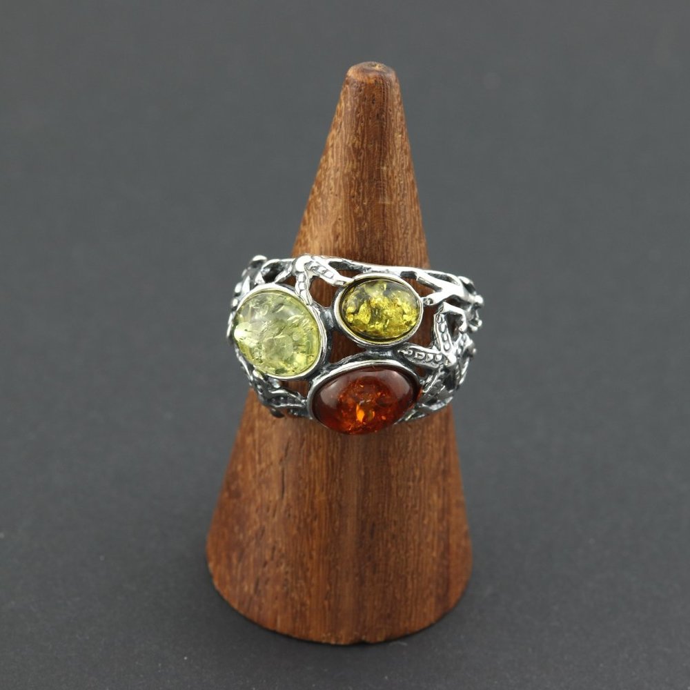 Sterling silver ring with natural Baltic amber, gemstone ring, genuine amber - Picture 14 of 16
